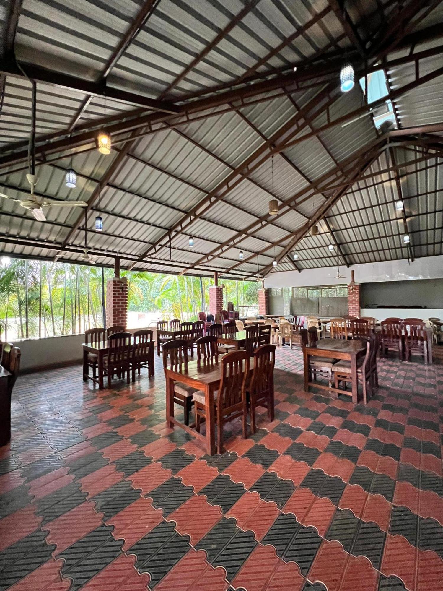 Coorg Nesara Hotel And Resort Kushālnagar Exterior foto